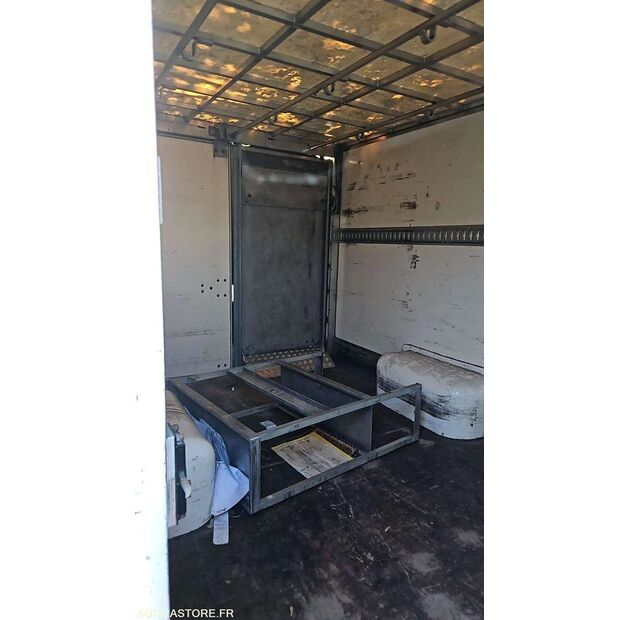 Renault Master-48200505