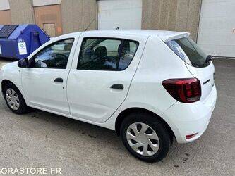2020-dacia-sandero-1468269-48200677