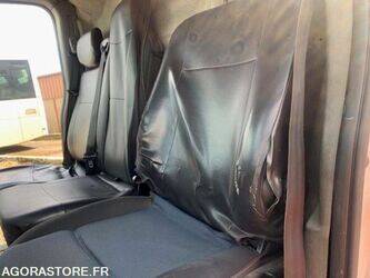 2011-renault-master-1468272-48200758