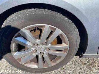 2015-peugeot-308-1468275-48200831