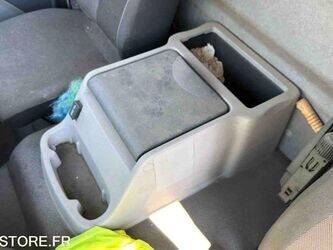 renault-midlum-1468276-48200906