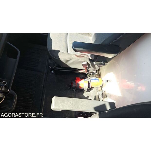 Renault Master-48201140