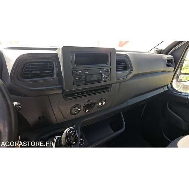 Renault Master-48201141