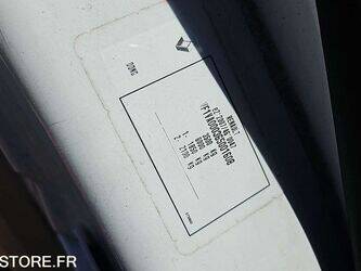 renault-master-1468281-48201154