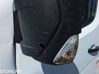 renault-master-1468281-48201155