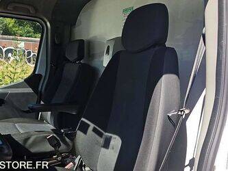 renault-master-1468281-48201157