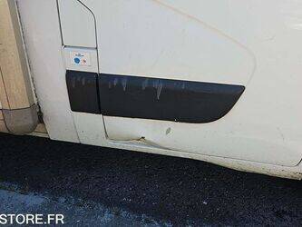 renault-master-1468281-48201160