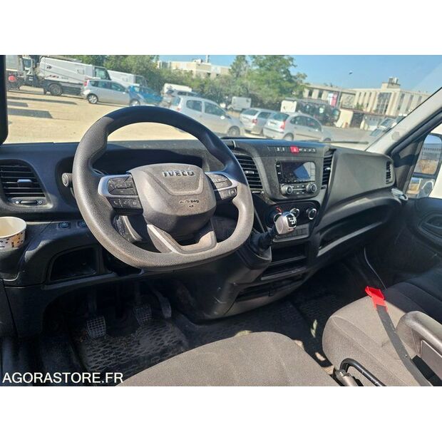 2023 Iveco 35S14N-48201336