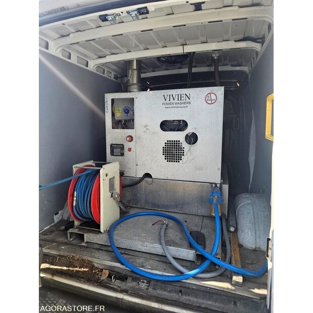 2023 Iveco 35S14N-48201340