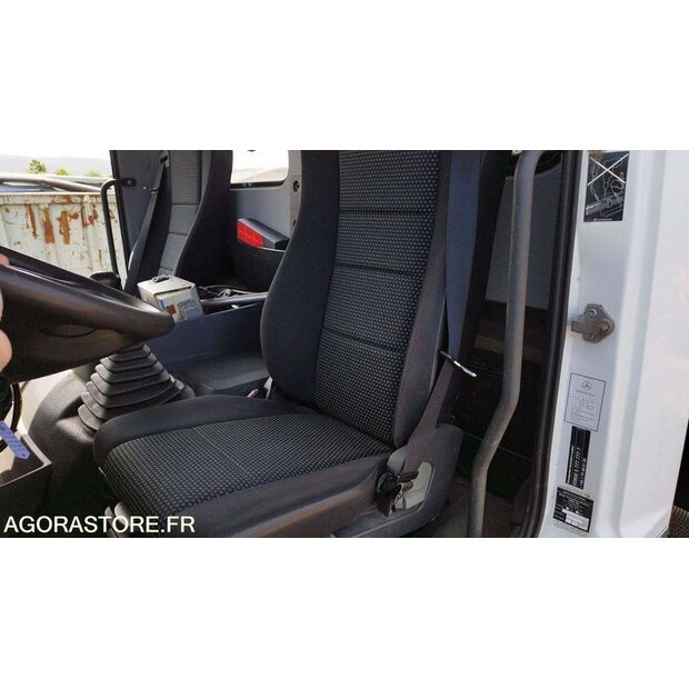 2012 Mercedes-Benz 1833-48201624