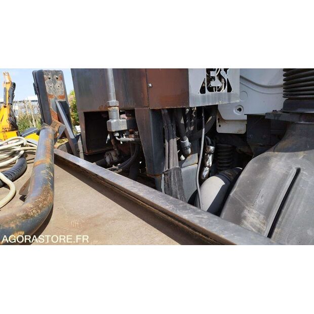 2012 Mercedes-Benz 1833-48201625