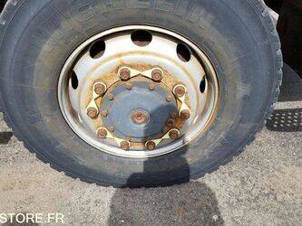 2012-mercedes-benz-1833-1468291-48201628