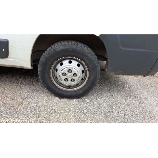 2016 Peugeot BOXER-48201799