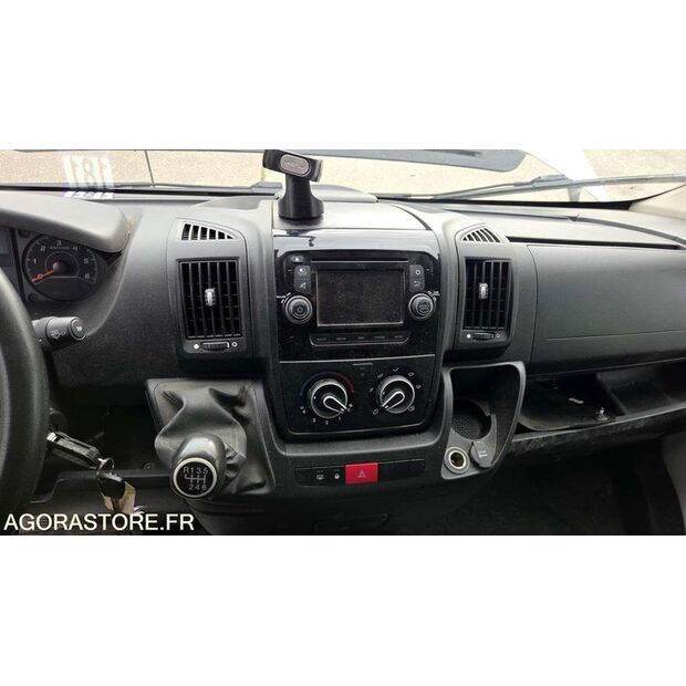 2016 Peugeot BOXER-48201801