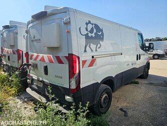 2023-iveco-35s14n-1468296-48201854