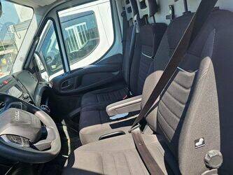 2023-iveco-35s14n-1468296-48201856