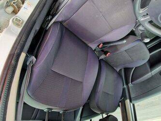 2008-renault-clio-1468298-48201974