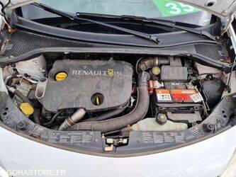 2008-renault-clio-1468298-48201978