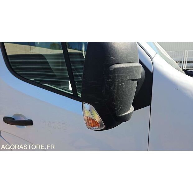2020 Renault Master-48202106