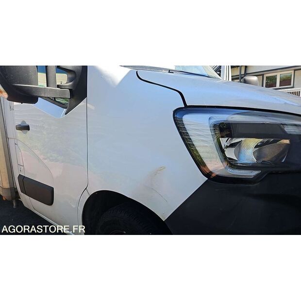 2020 Renault Master-48202110