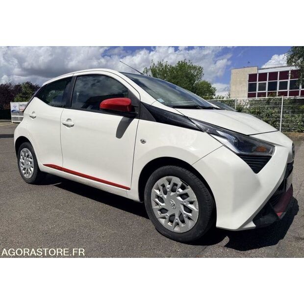 2020 تويوتا AYGO-48202205