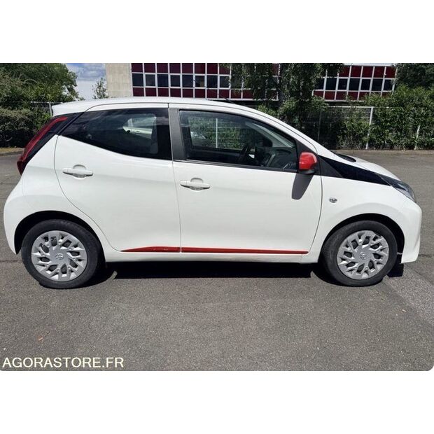 2020 تويوتا AYGO-48202207