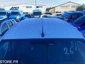 2017-peugeot-partner-1468309-48202326