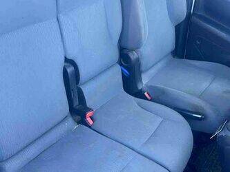 2017-peugeot-partner-1468309-48202342