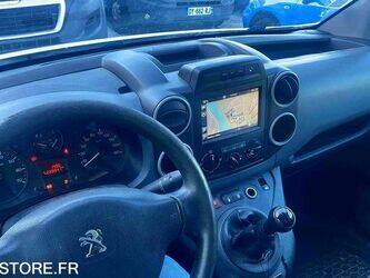 2017-peugeot-partner-1468309-48202347