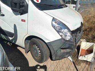 renault-master-1468316-48202501