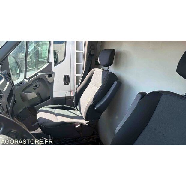 Renault Master-48202524