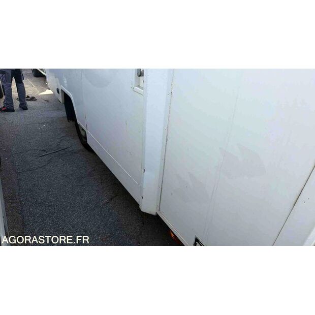 Renault Master-48202530