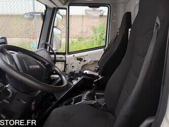 2016-iveco-1468317-48202606