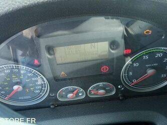iveco-eurocargo-1468328-48203096