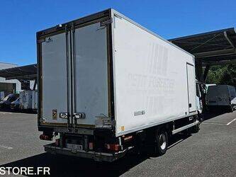 2015-iveco-eurocargo-1468338-48203481