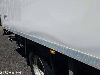 2015-iveco-eurocargo-1468338-48203498