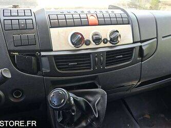 2015-iveco-eurocargo-1468338-48203522