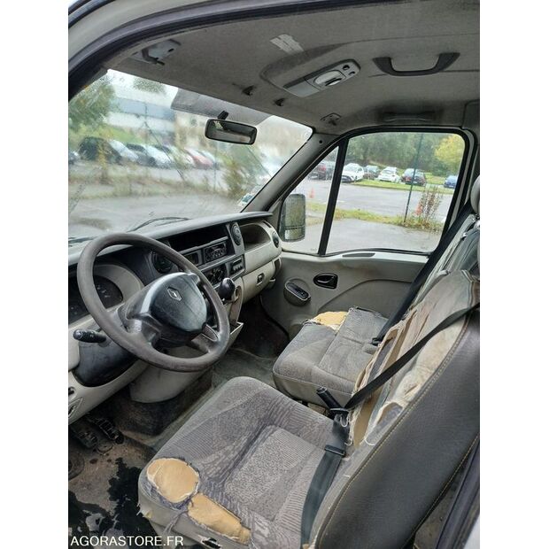 2005 Renault Master-48203771