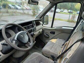 2005-renault-master-1468341-48203771