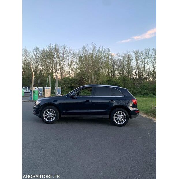 2011 أودي Q5-48203856