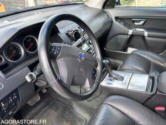 2011-volvo-xc90-48203902