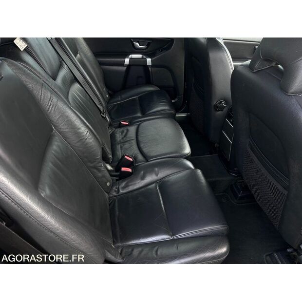 2011 فولفو XC90-48203906