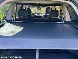 2011-volvo-xc90-48203911