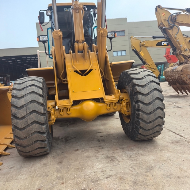 2025 Caterpillar 966H-48205765