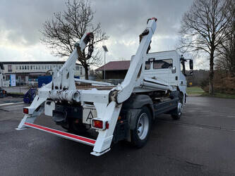 2016-mercedes-benz-atego-1530-1434415-48205903