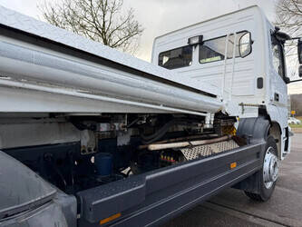 2016-mercedes-benz-atego-1530-1434415-48205912