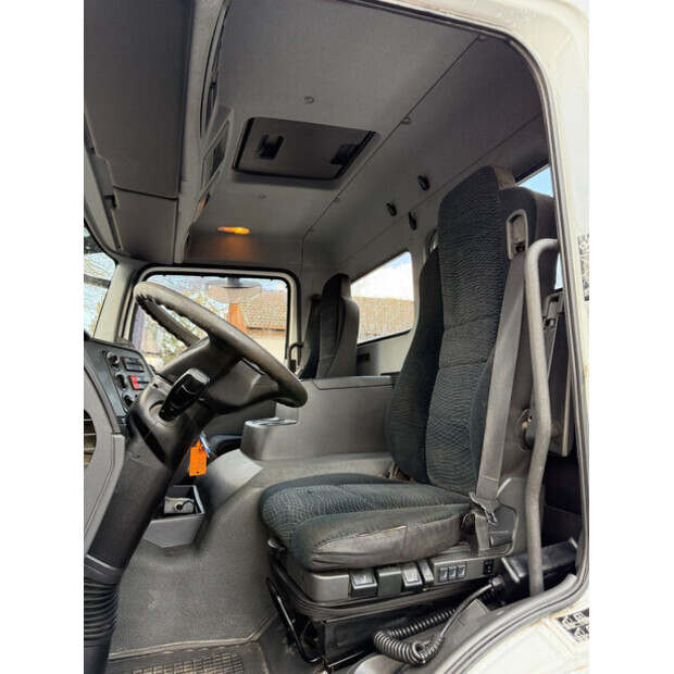 2016 مرسيدس بنز Atego 1530-48205916