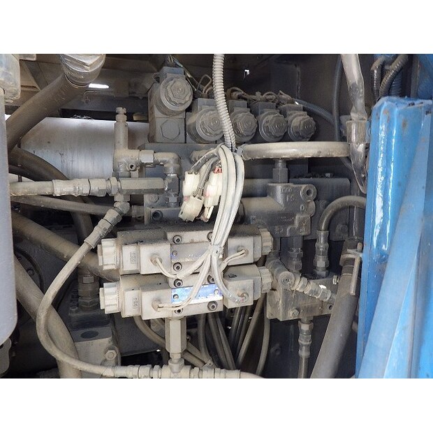 2007 MITSUBISHI MF61D-48206629