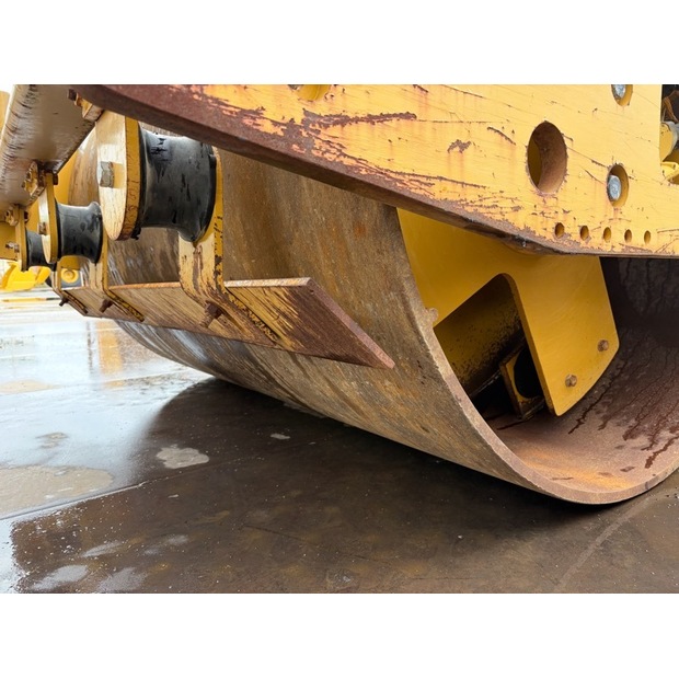 2017 Caterpillar CS56B-48206745