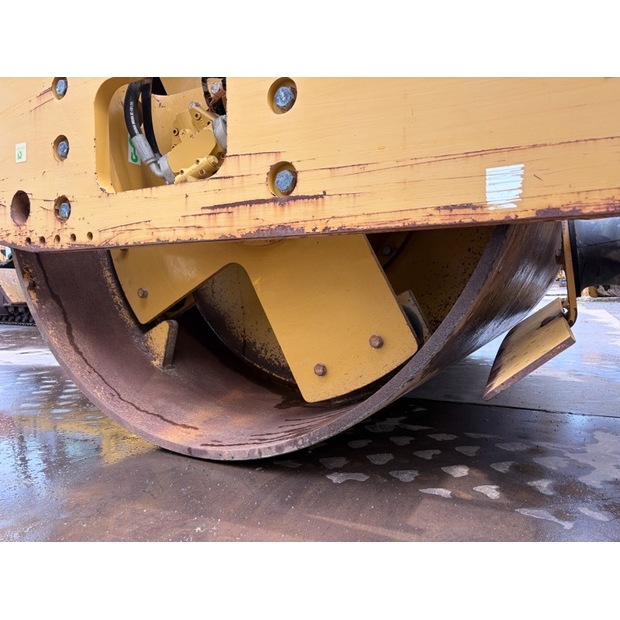 2017 Caterpillar CS56B-48206748